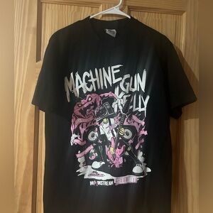 Brand new machine gun Kelly concert shirt